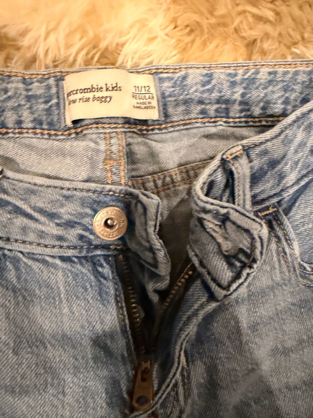 Abercrombie & Fitch Light Blue High-Rise Women's Jeans